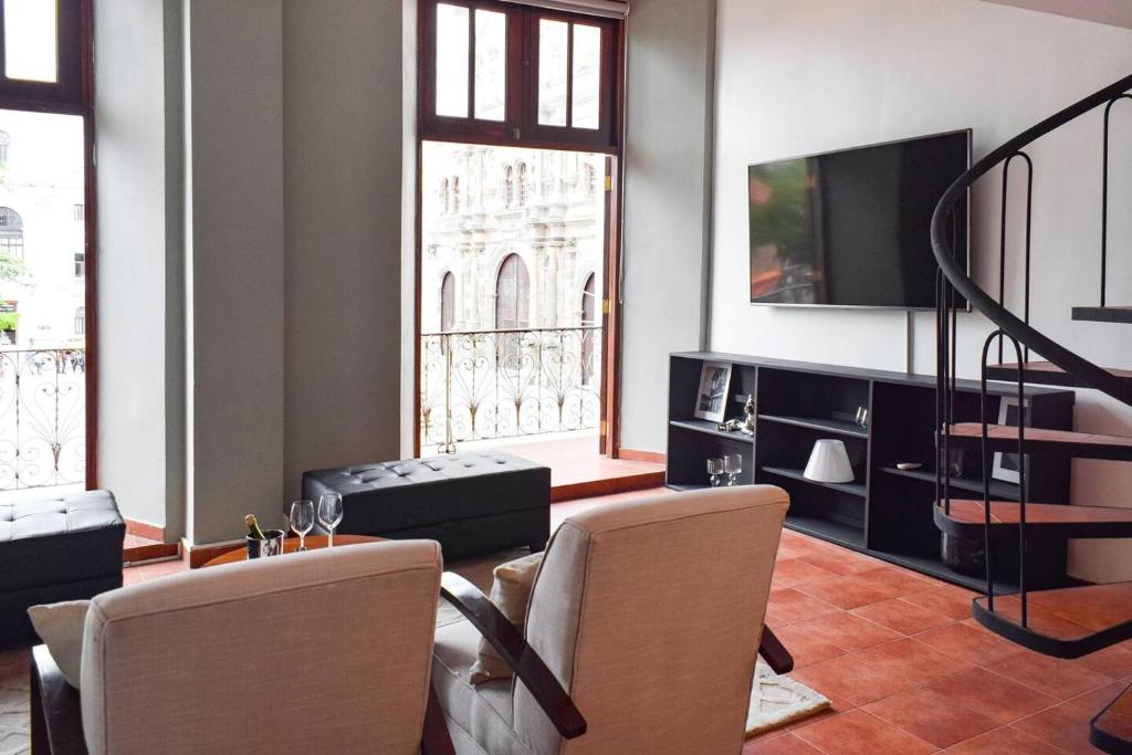 Posezení v ubytování Amazing Loft With The Best View Of Casco Viejo!