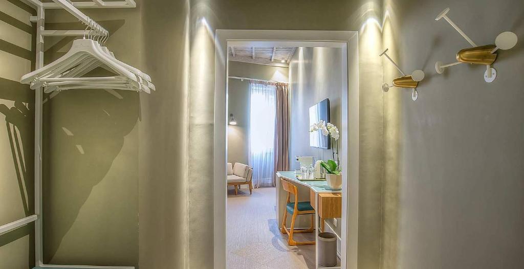Hotel Accademia - Club Quadruple Room