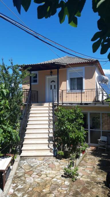 Simos Apartment