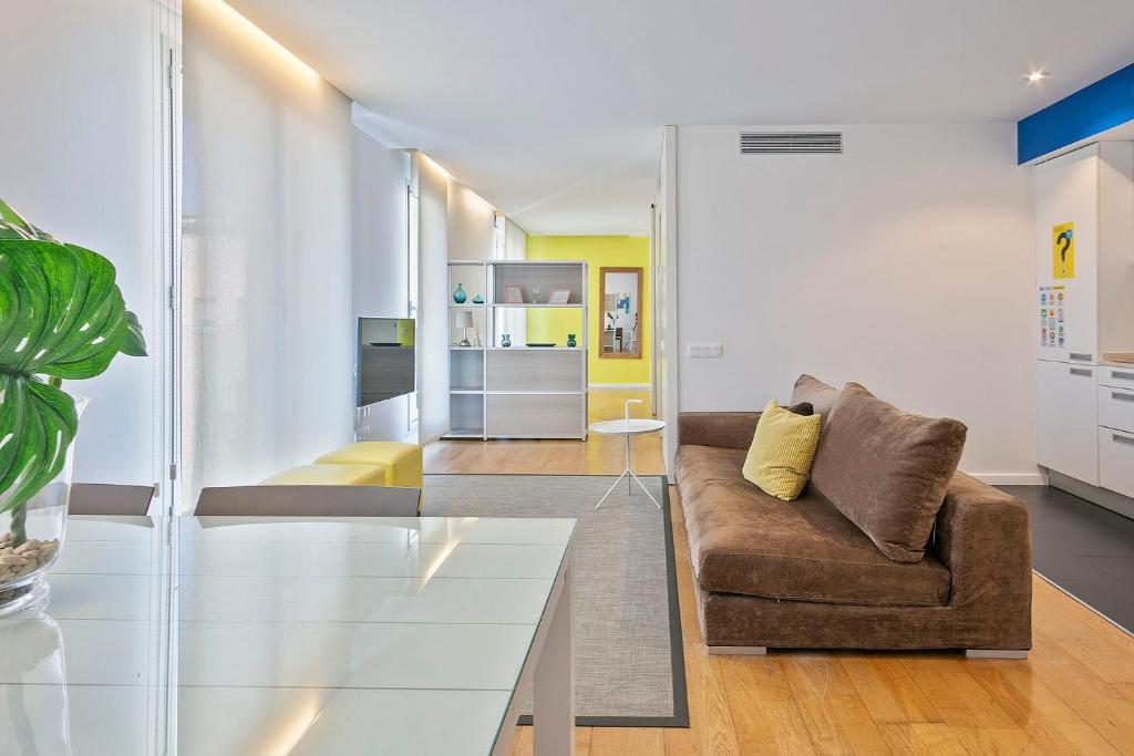 Lugaris Beach Apartments - Premium Apartment (4 Adults)