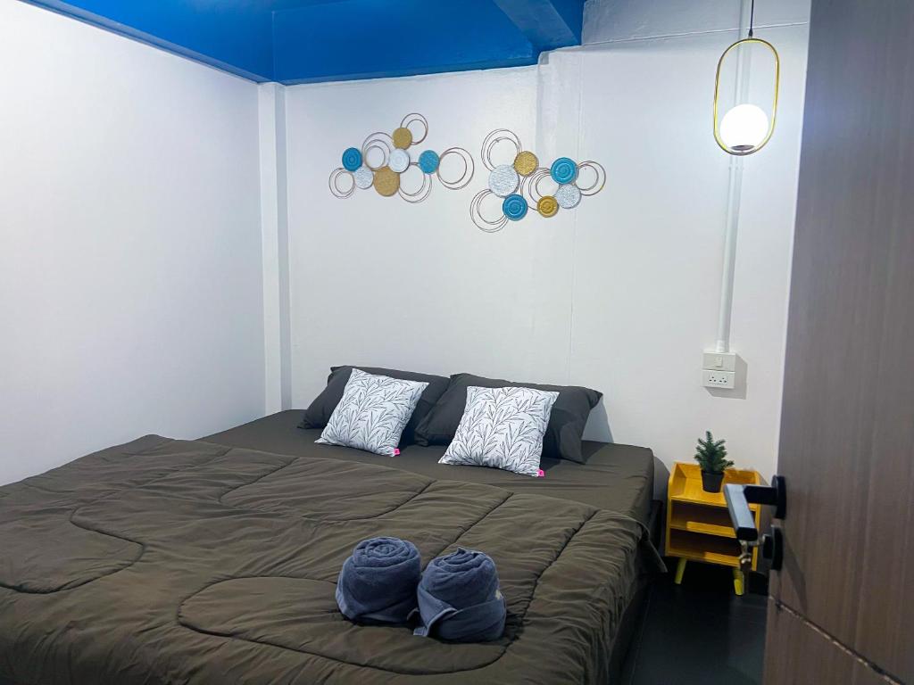 Postel nebo postele na pokoji v ubytování Sleep like a baby Hostel Pattaya