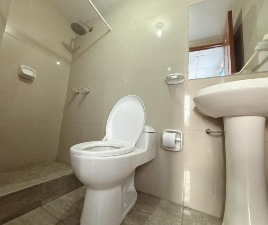 Koupelna v ubytování Hostal Wan Ka Trujillo