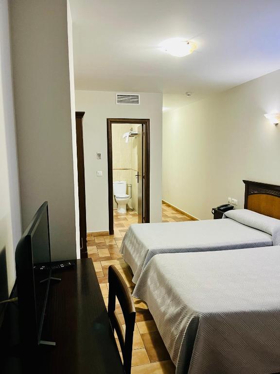 Hotel Cervantes - Twin Room