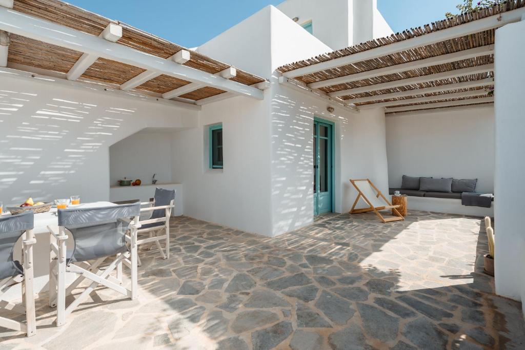 Ploes Seaside Houses - 1