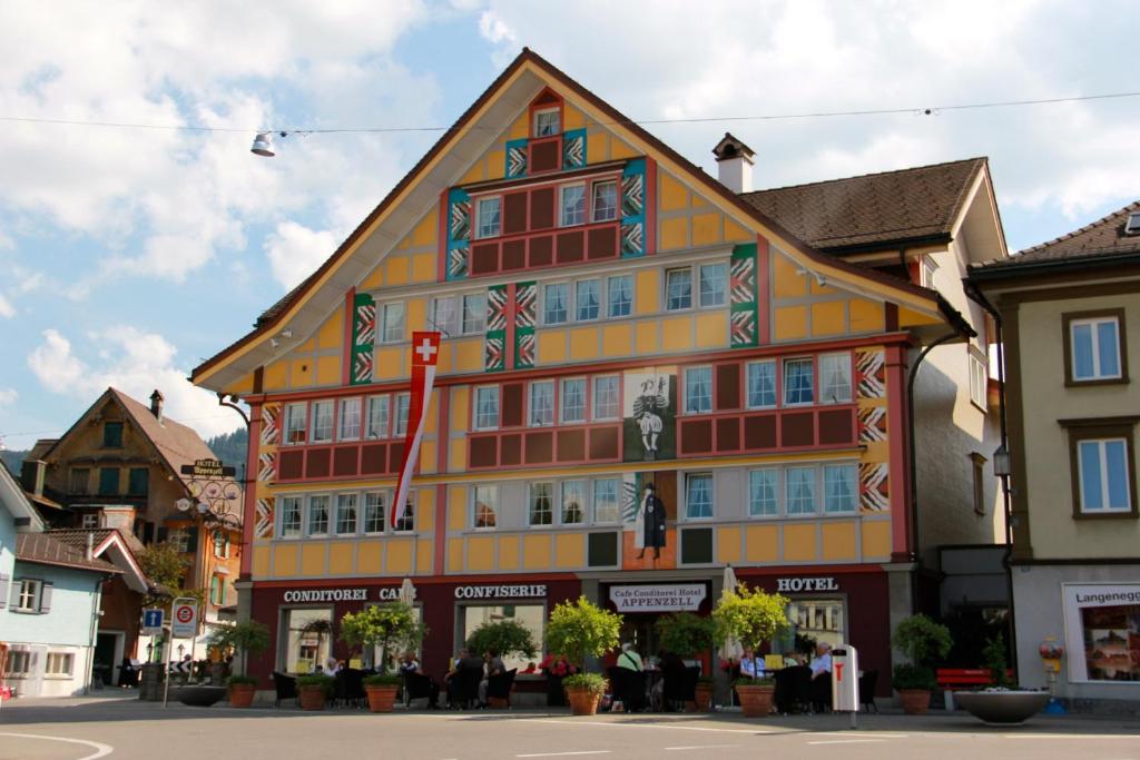 Budova, kde se hotel nachází
