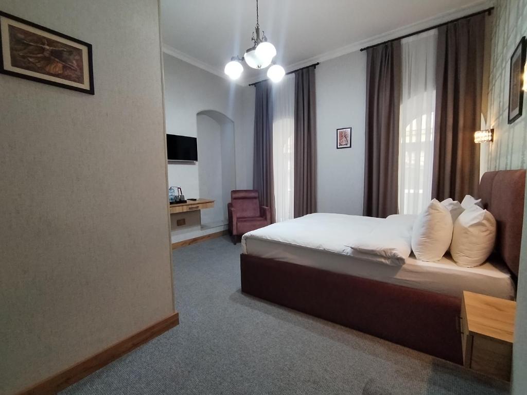 تصویر اتاق‌های Pera Hotel Baku - تصویر ۲