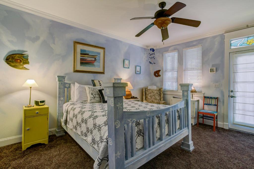 Anchor Inn NSB Bed and Breakfast - 