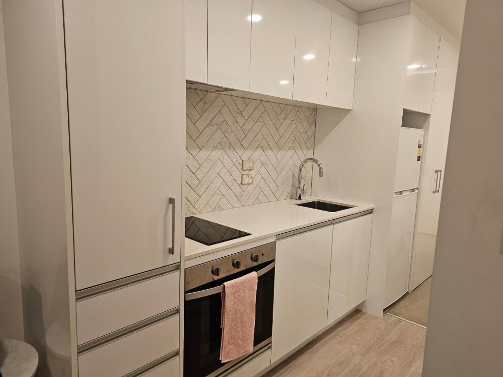 Urban Haven - Spa, Pool and Patio - Resim 10