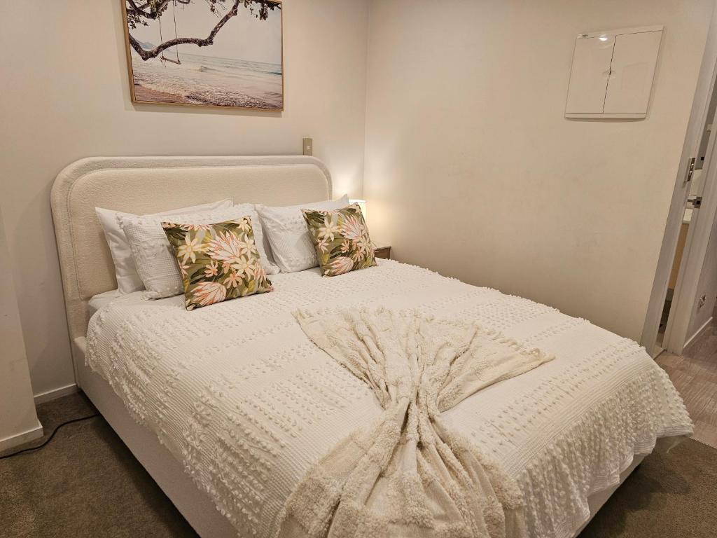 Urban Haven - Spa, Pool and Patio - Resim 24