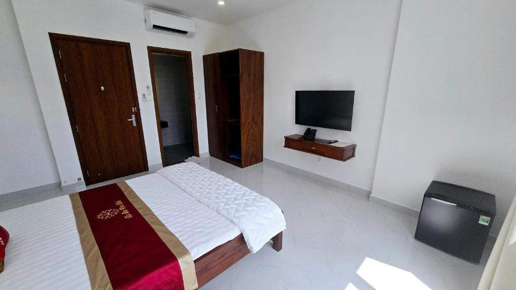 Hà Bảo Châu 2 Hotel Tân Bình - Deluxe Double Room