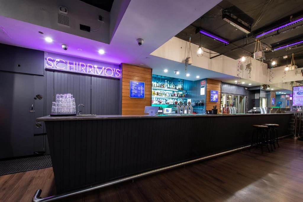 YHA Sydney Centralにあるラウンジまたはバー