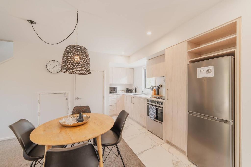 Central City Oasis - Resim 7