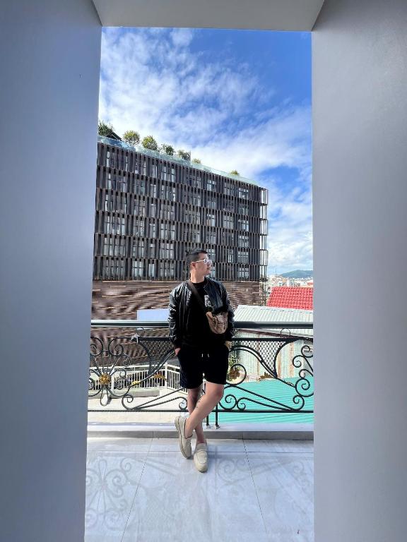 Ban công/sân hiên tại Nature Hotel - Win Happy