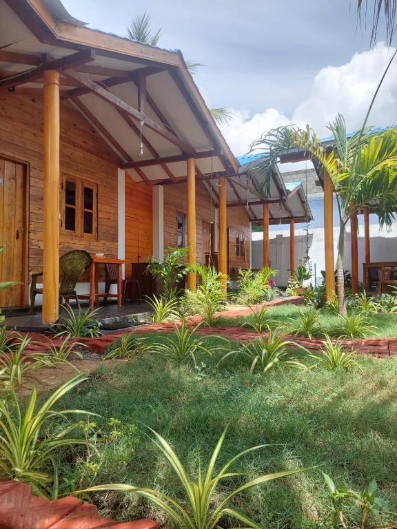 Zahrada ubytování Dots bey beach cabana uppuveli