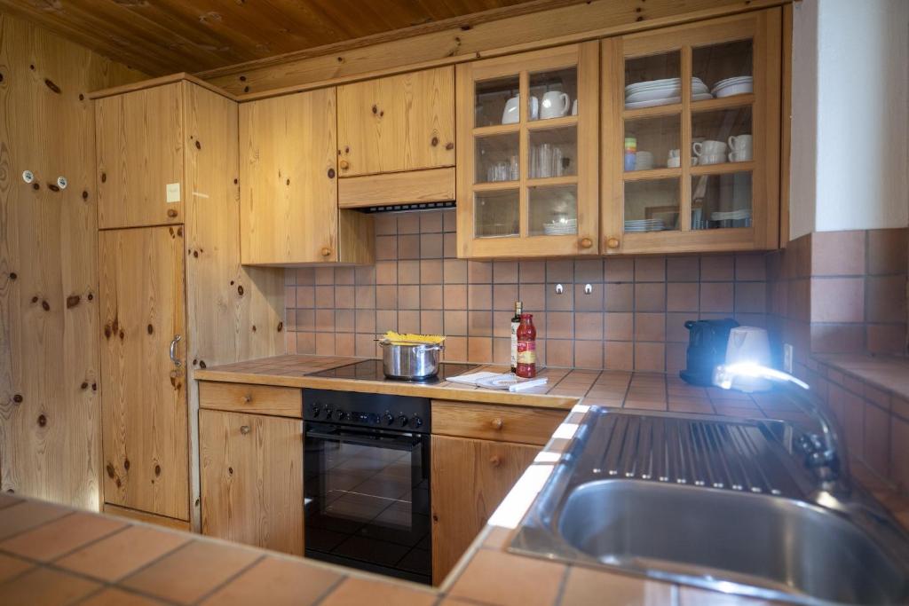 Kuchyň nebo kuchyňský kout v ubytování Chasa Val 735c