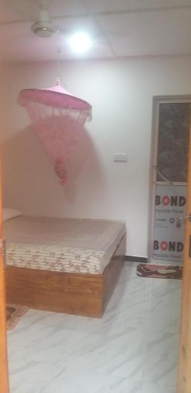 Postel nebo postele na pokoji v ubytování Dots bey beach cabana uppuveli