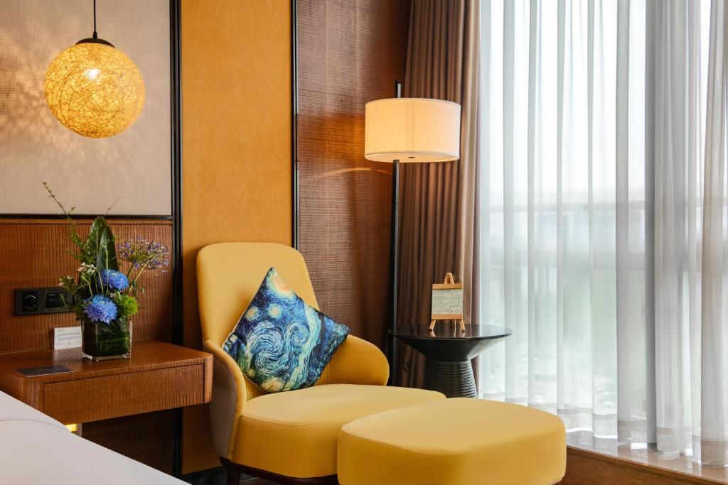 Posezení v ubytování Hisilk Artwork Center Fliport Coso Hotel