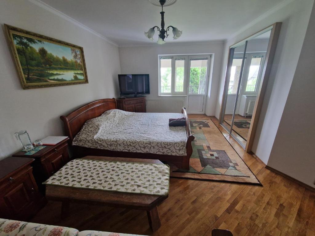 Kiki's Villa - Chambre Royale Avec Balcon