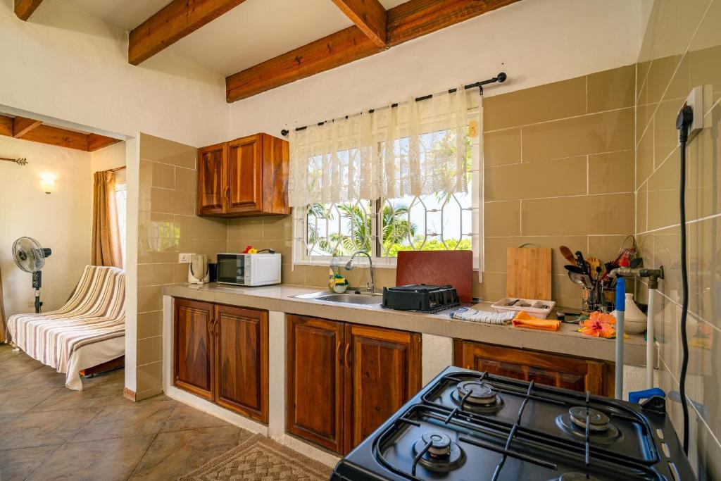 Kuchyň nebo kuchyňský kout v ubytování Lemongrass Lodge