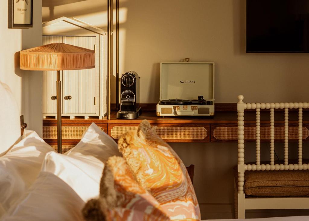 No.124 by GuestHouse, Brighton - Resim 20