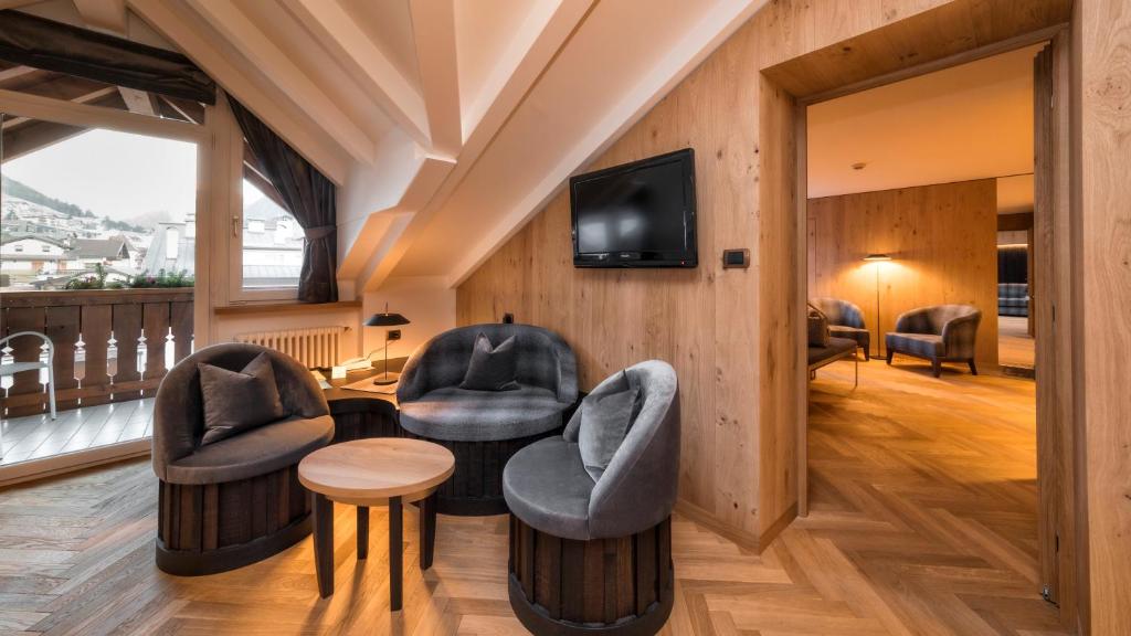 Posezení v ubytování Hotel Genziana