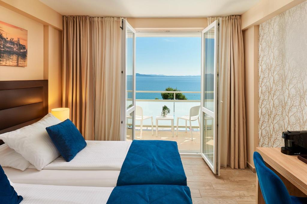 Hotel Pinija - Sala De Doble O Gemela Superior Con Vista Al Mar