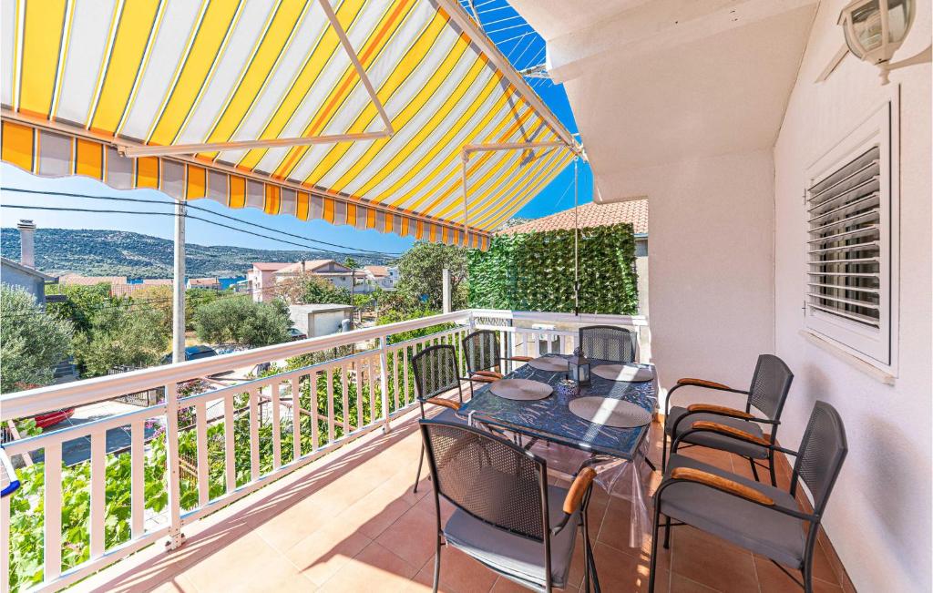 Balkón nebo terasa v ubytování Two-Bedroom Apartment In Poljica
