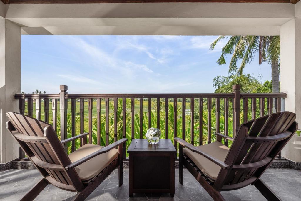 Biệt Thự 4 Phòng Ngủ Có Hồ Bơi Riêng