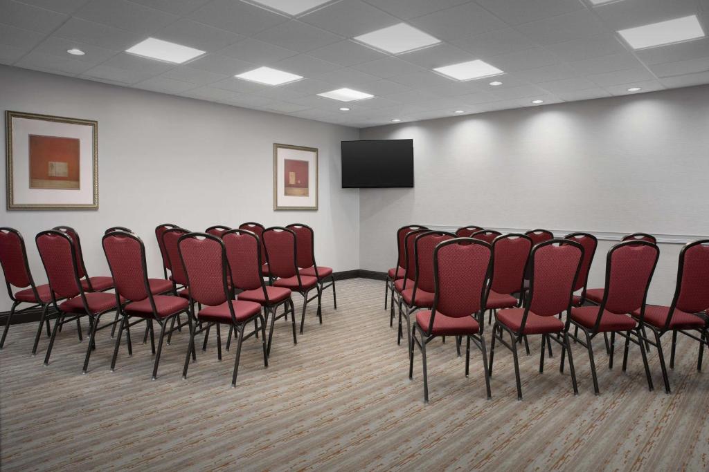 Hampton Inn & Suites-Knoxville/North I-75 photo