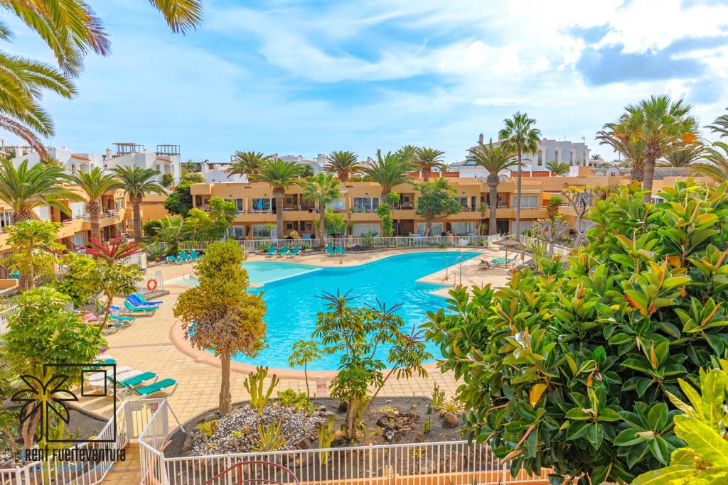 Bazén v ubytování Sabrihome Pool and Terrace iRent Fuerteventura nebo v jeho okolí