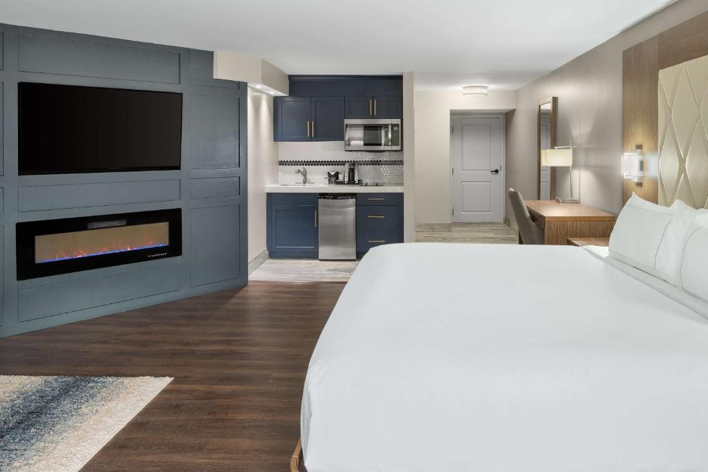 DoubleTree by Hilton Hilton Head Island - Estudio King Con Balcón Y Chimenea