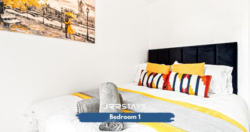 JQ 2 Bed Sleeps 6 - JRR STAYS B3 Birmingham - Two-Bedroom Apartment
