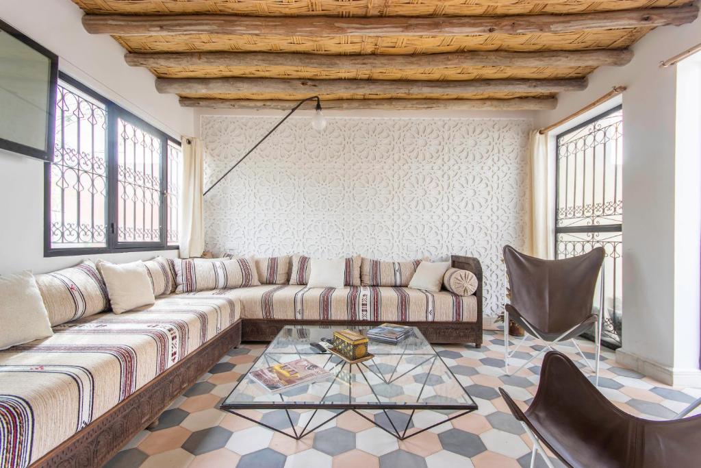 Posezení v ubytování Riad Les Suites Marrakech