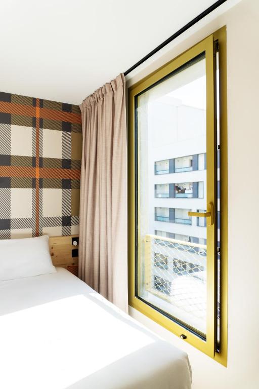 easyHotel Marseille Euromed - Resim 26