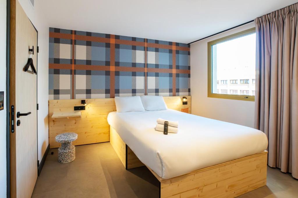 easyHotel Marseille Euromed - Resim 12