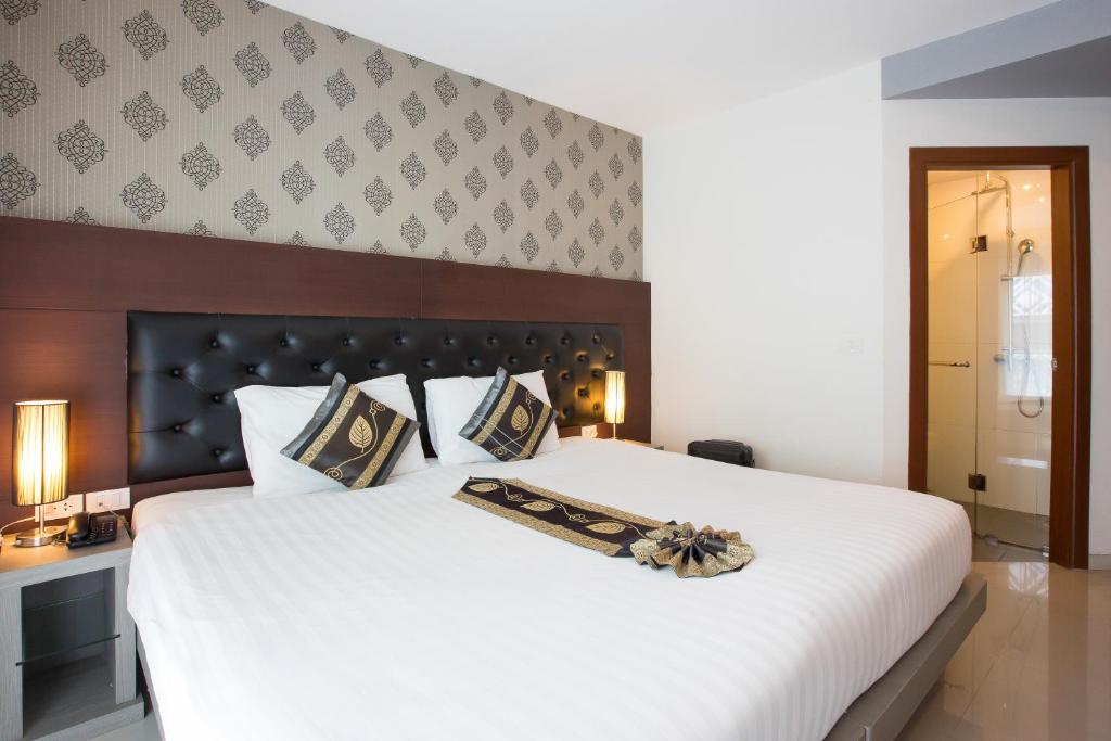 Hemingways Silk Hotel - Resim 10