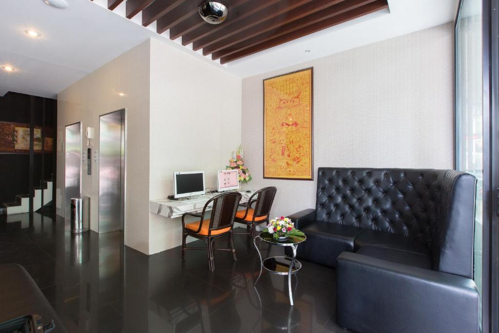 Hemingways Silk Hotel - Resim 6