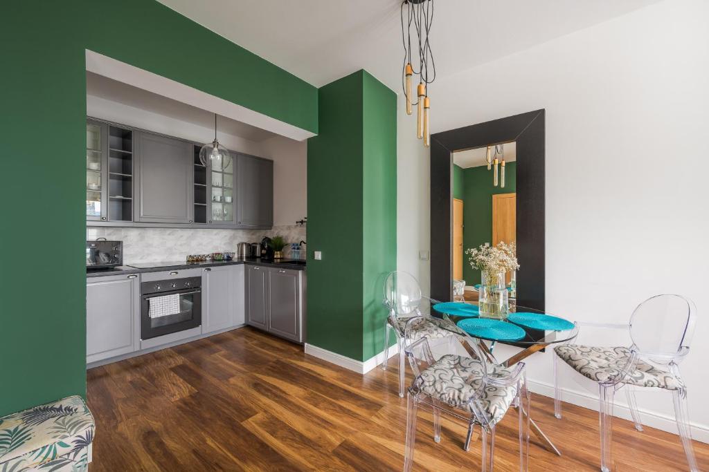 ApartHotel Kolejowa Apartamenty - Resim 35