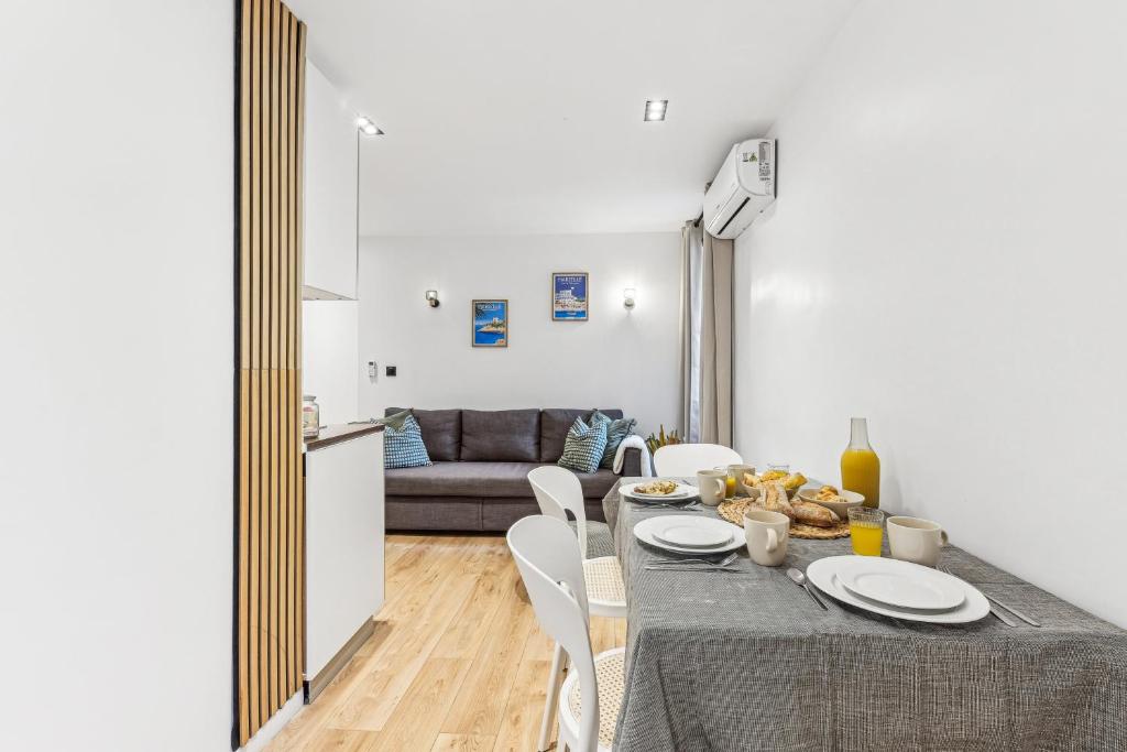 Rivages du Vieux Port - Resim 17