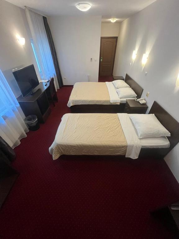 
Standard Family Room
