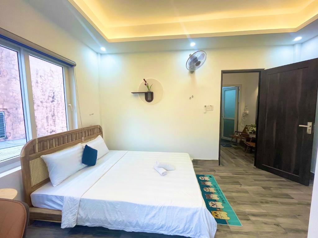 Hue Loving Home & Cafe - 2