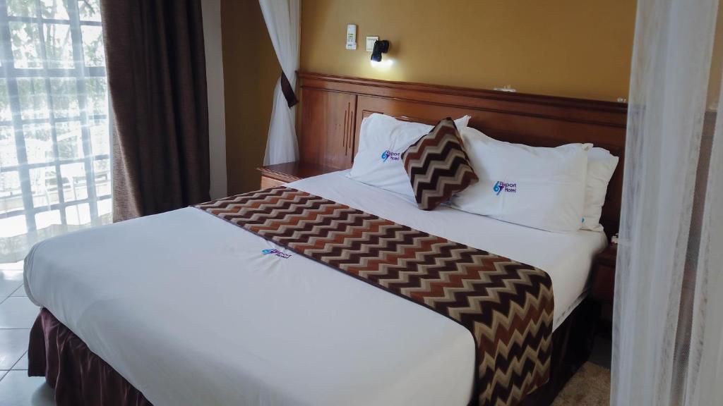 Cama o camas de una habitación en 67 Airport Hotel Nairobi
