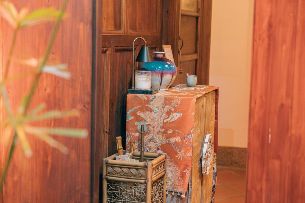 Fotografie z fotogalerie ubytování 新龍頭古厝本館 Shin Long Tou B&B v destinaci Jinning
