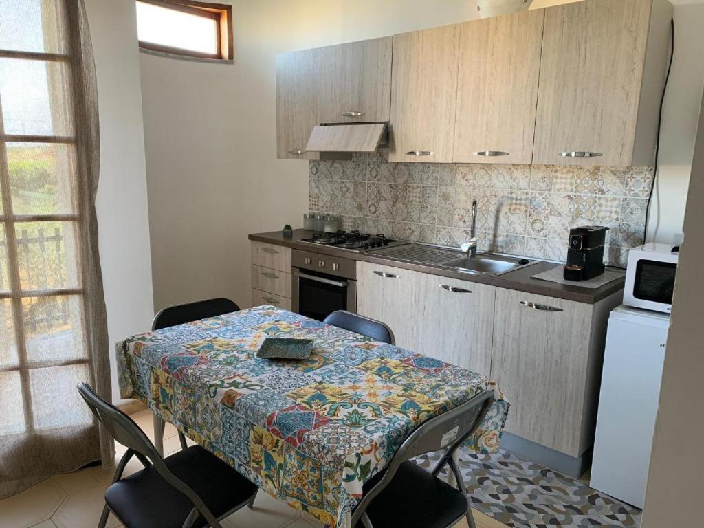 Foto dalla galleria di Casa Vacanza Torre di Mezzo - Tramonto a Marausa