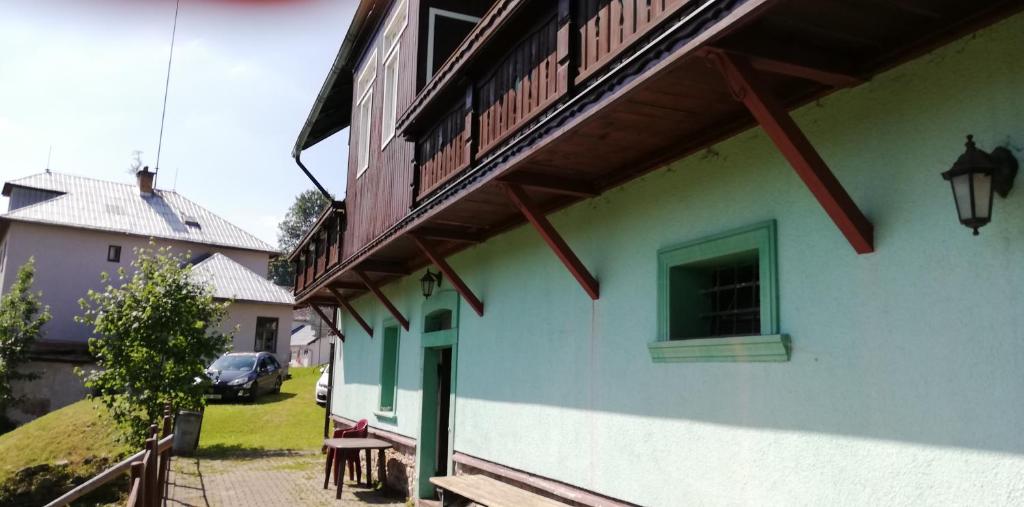Budova, kde se apartmán nachází