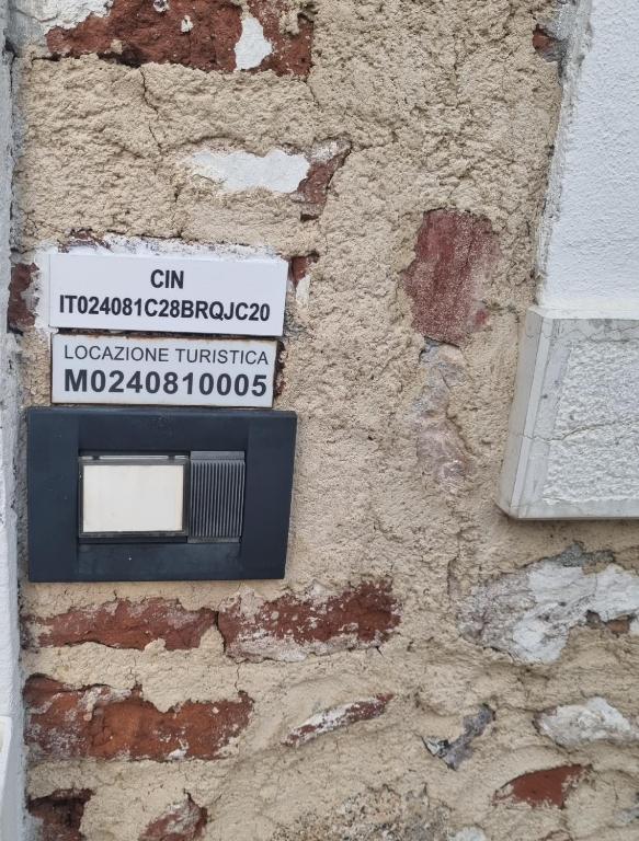 Certyfikat, podpis lub inny dokument wystawiony w obiekcie Giulietta e Romeo