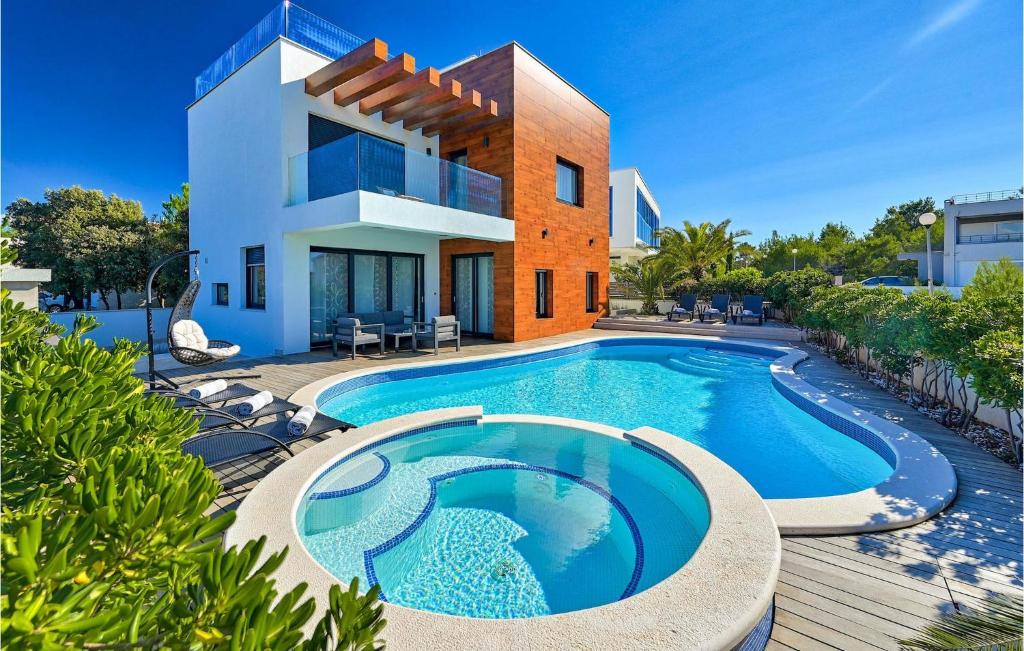 Πισίνα στο ή κοντά στο Villa Tamaria