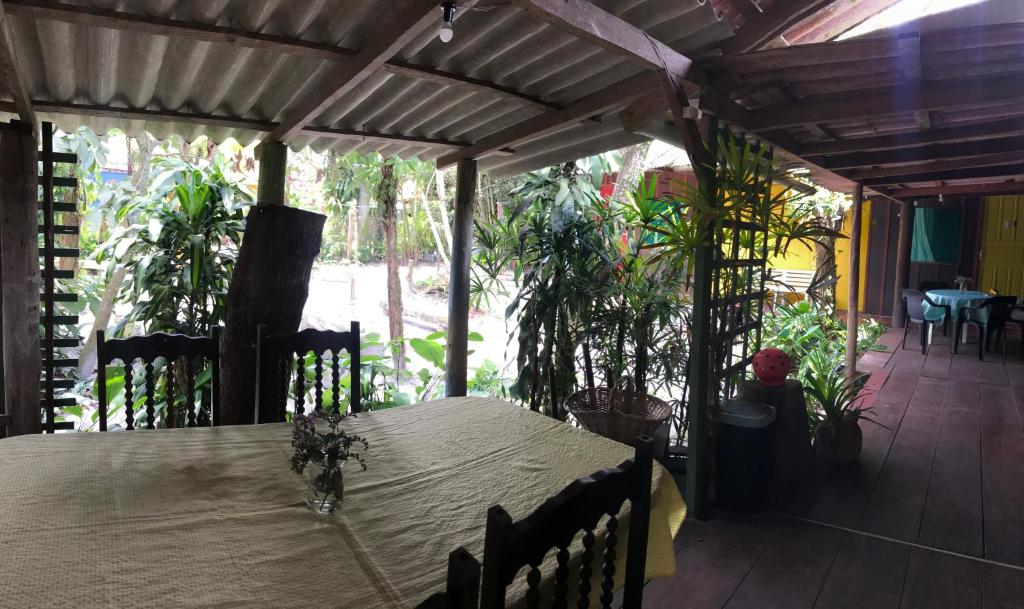 Restaurace v ubytování Tekoah Pousada