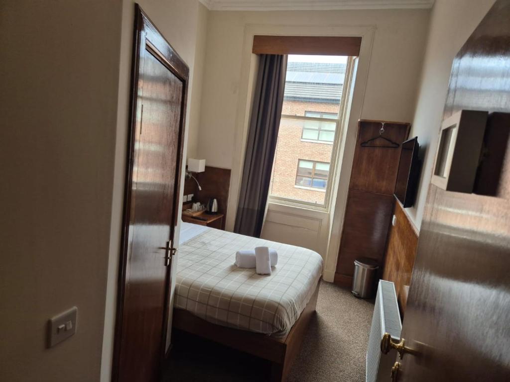 Douglas Hotel - Resim 8