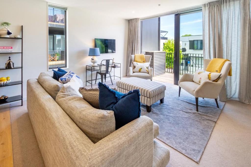 Getaway on Manchester Street - Carpark, Central - Resim 5